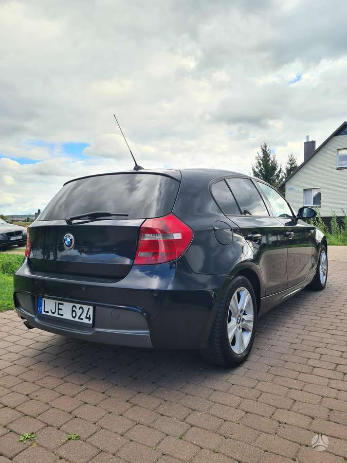 BMW 118, 2.0 l., hatchback