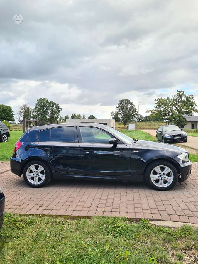 BMW 118, 2.0 l., Хэтчбек