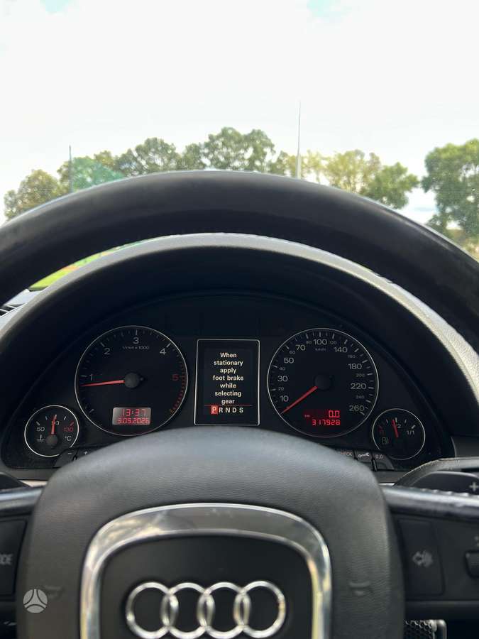 Audi A4, 2.5 l., Седан