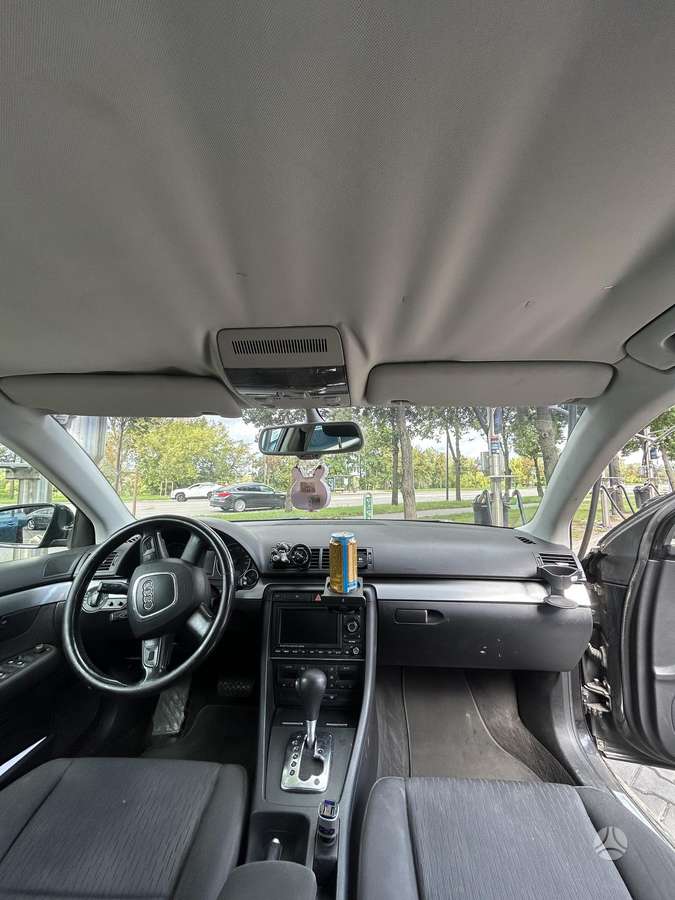 Audi A4, 2.5 l., Седан