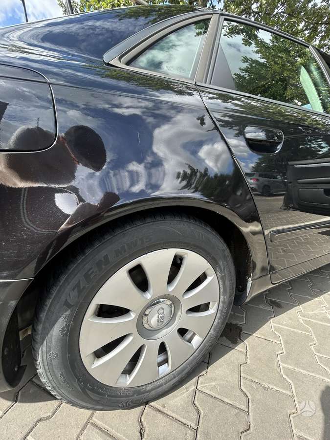 Audi A4, 2.5 l., Седан