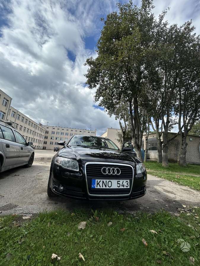 Audi A4, 2.5 l., Седан