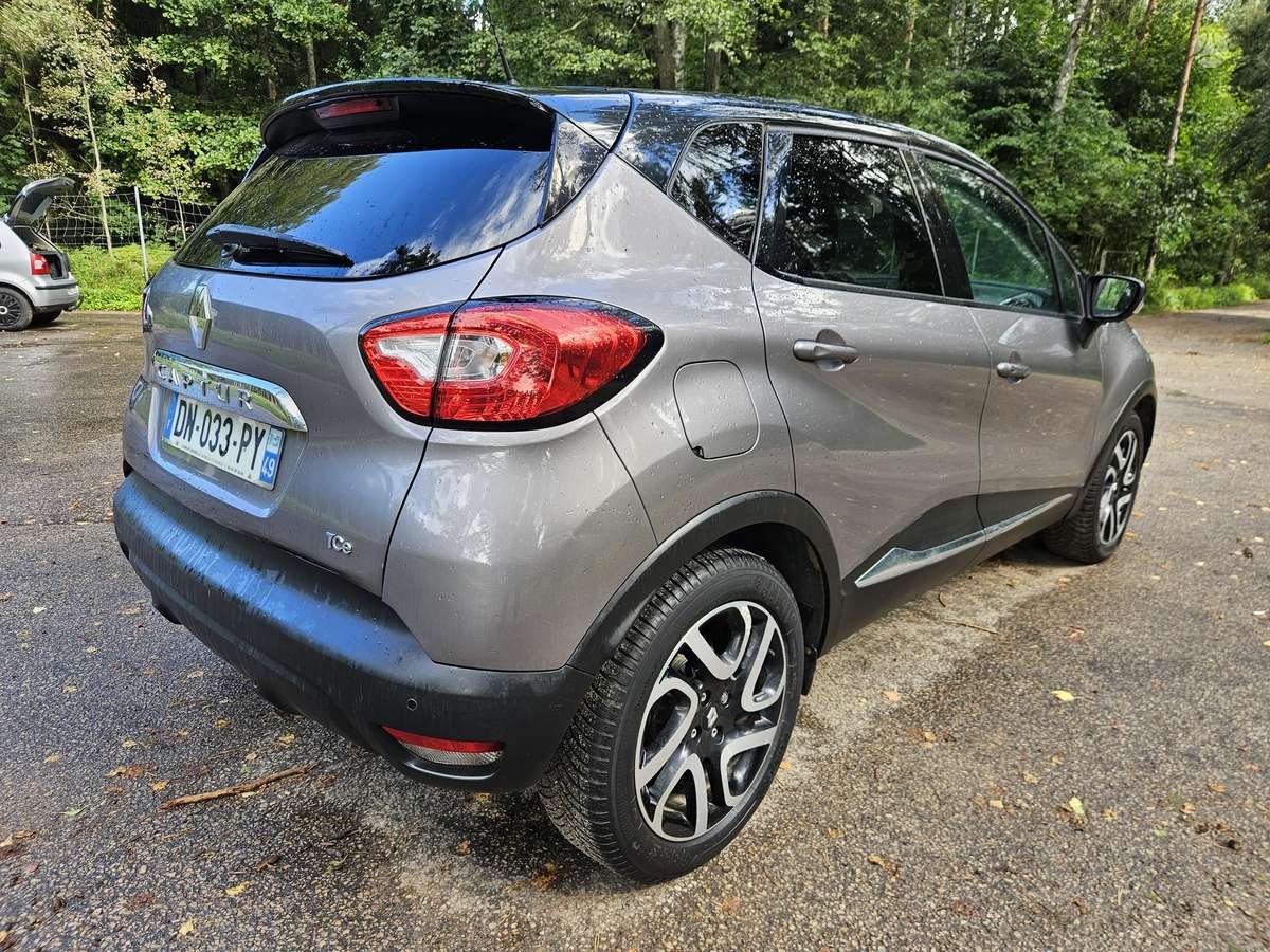 Renault Captur, 1.2 l., off-road / crossover