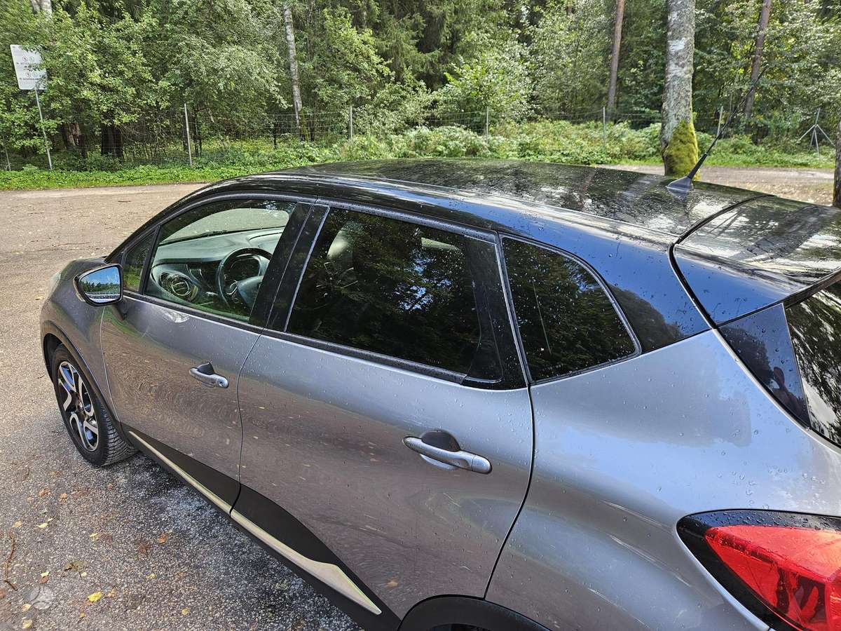 Renault Captur, 1.2 l., off-road / crossover