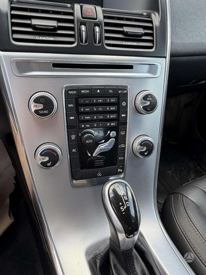 Volvo XC60 - 9