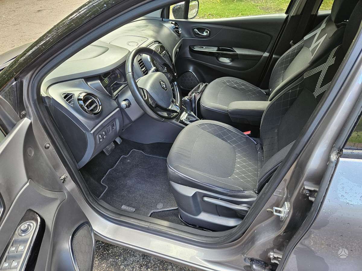 Renault Captur, 1.2 l., Внедорожник / Кроссовер
