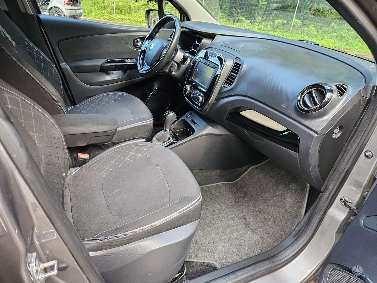 Renault Captur, 1.2 l., off-road / crossover