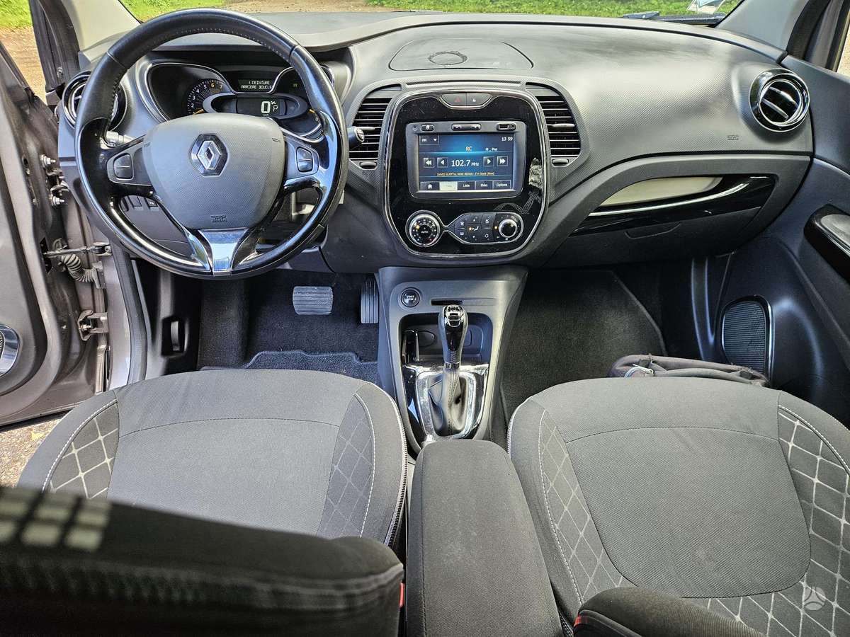 Renault Captur, 1.2 l., off-road / crossover