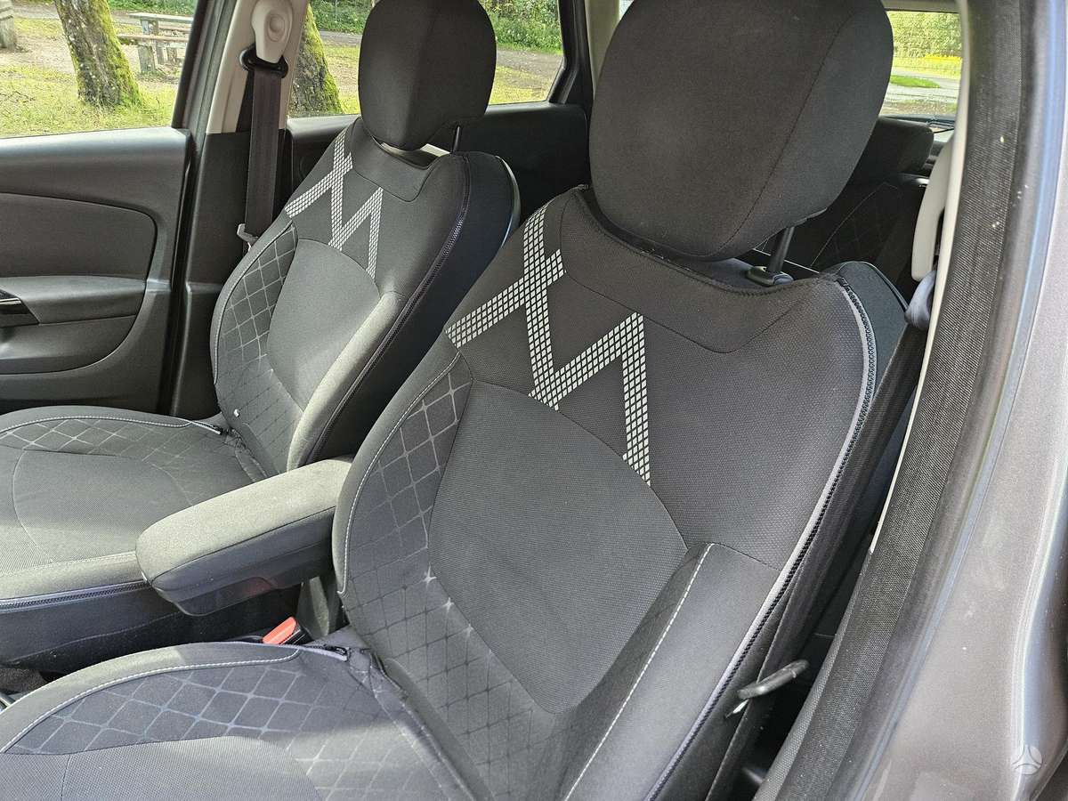 Renault Captur, 1.2 l., off-road / crossover
