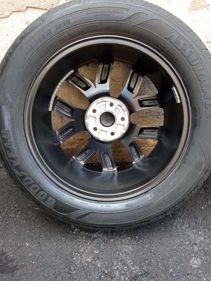 Volkswagen Tiguan Allspace bumpers