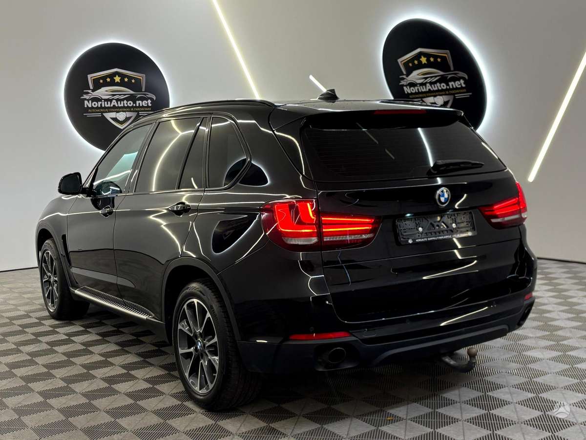 BMW X5, 2.0 l., off-road / crossover