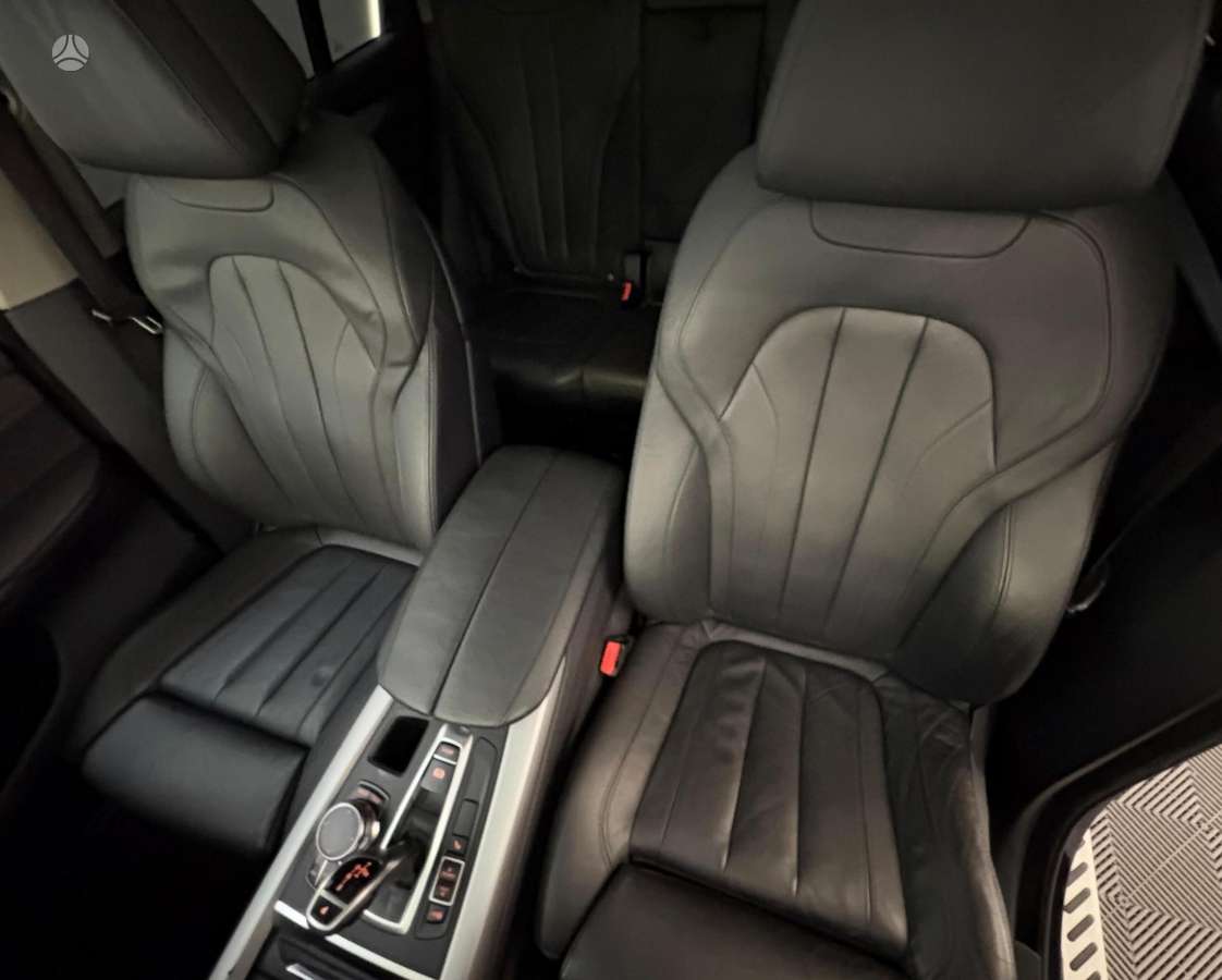 BMW X5, 2.0 l., off-road / crossover