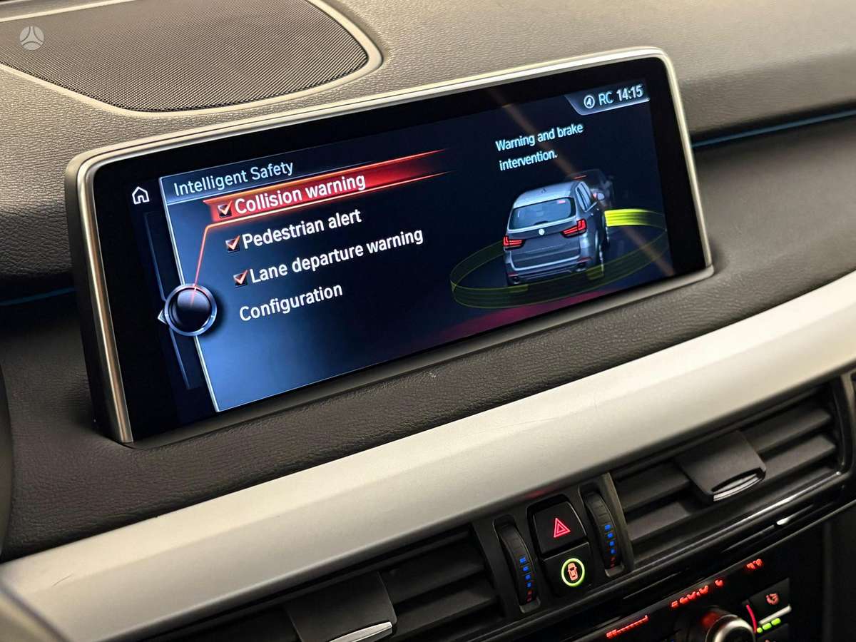 BMW X5, 2.0 l., off-road / crossover