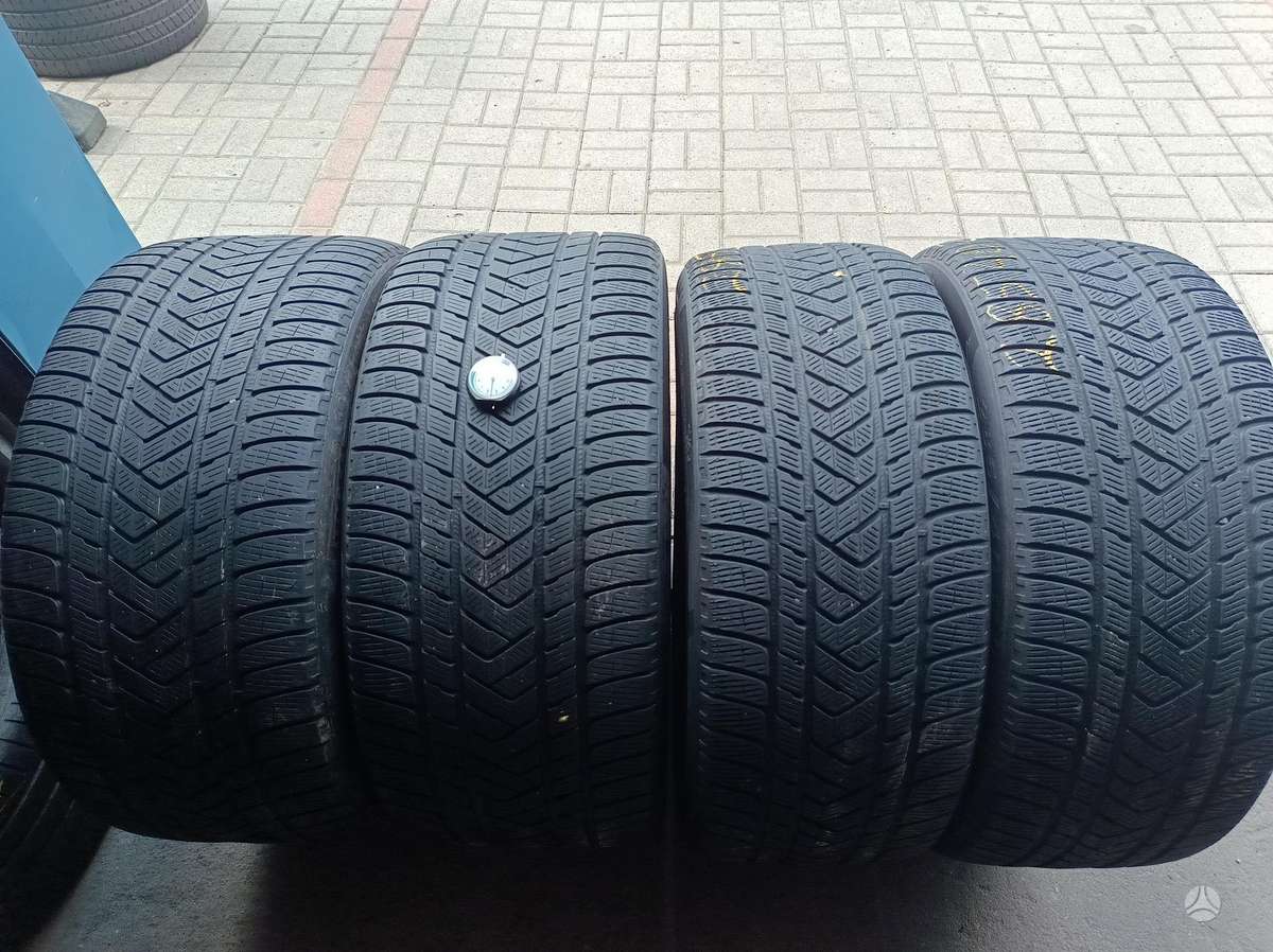 Pirelli, зимние 325/35 R22