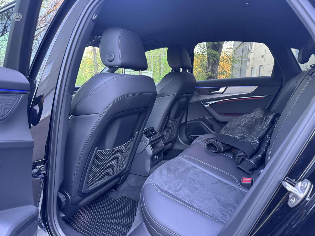 Audi A6, 2.0 l., Седан