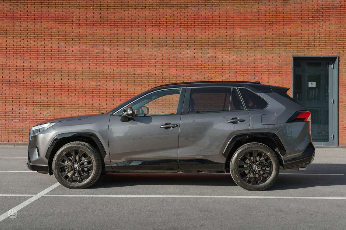 Toyota RAV4 - 3