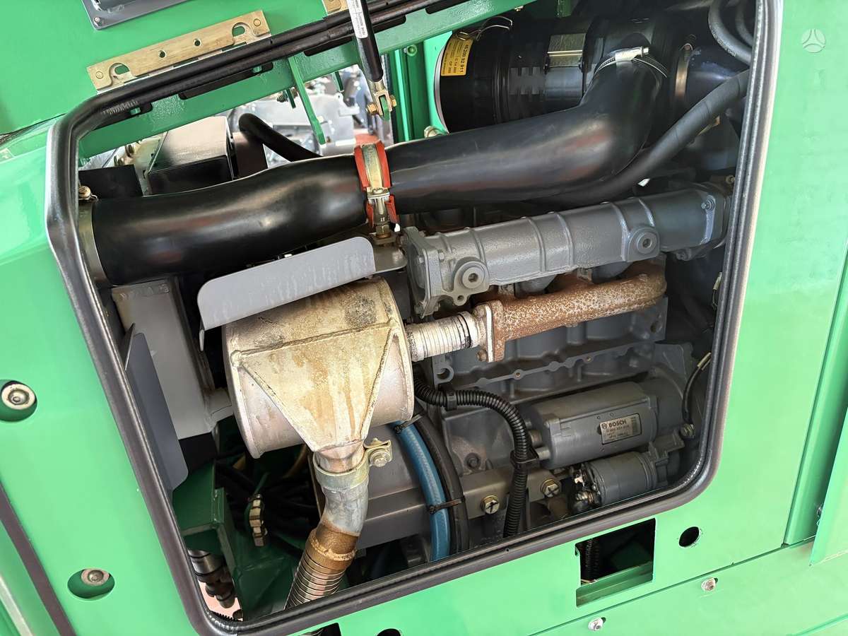 Wirtgen W35, paving machinery