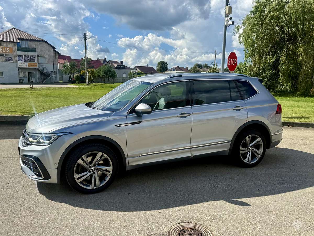 Volkswagen Tiguan Allspace - 3