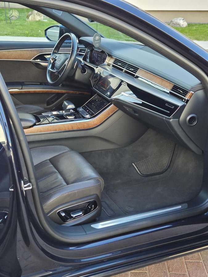 Audi A8 L, 3.0 l., Лимузин