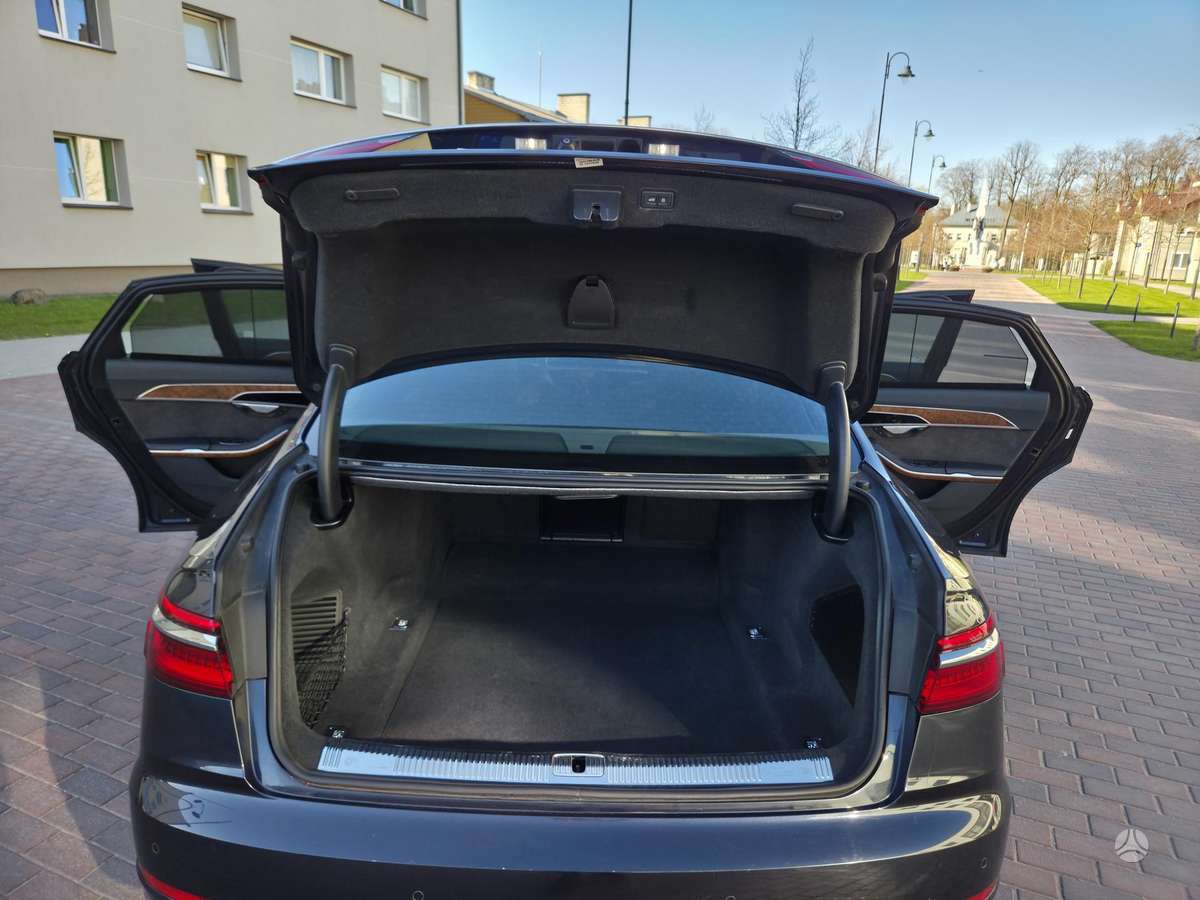 Audi A8 L, 3.0 l., Лимузин