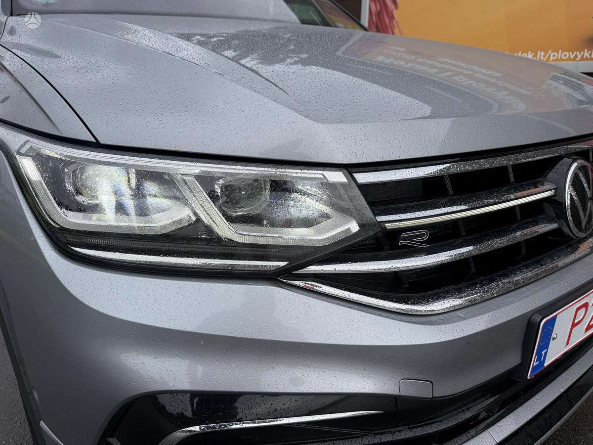 Volkswagen Tiguan Allspace - 11