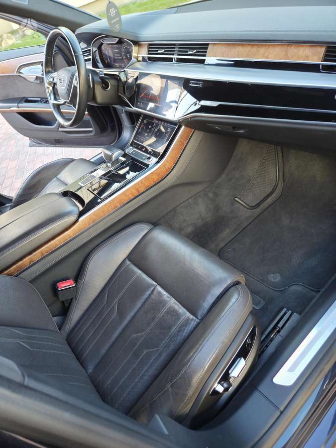 Audi A8 L, 3.0 l., Лимузин