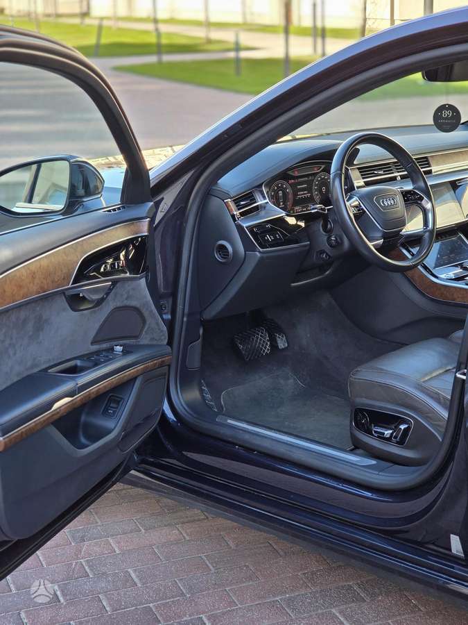 Audi A8 L, 3.0 l., Лимузин