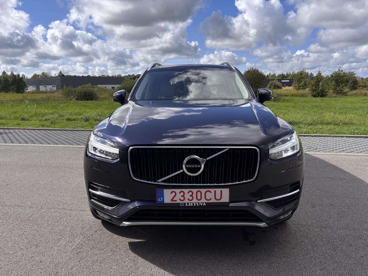 Volvo XC90 - 2
