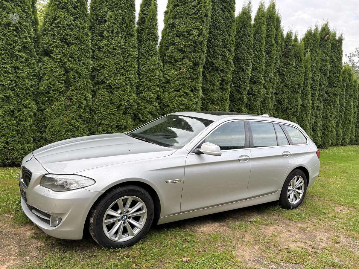 BMW 520, 2.0 l., Седан
