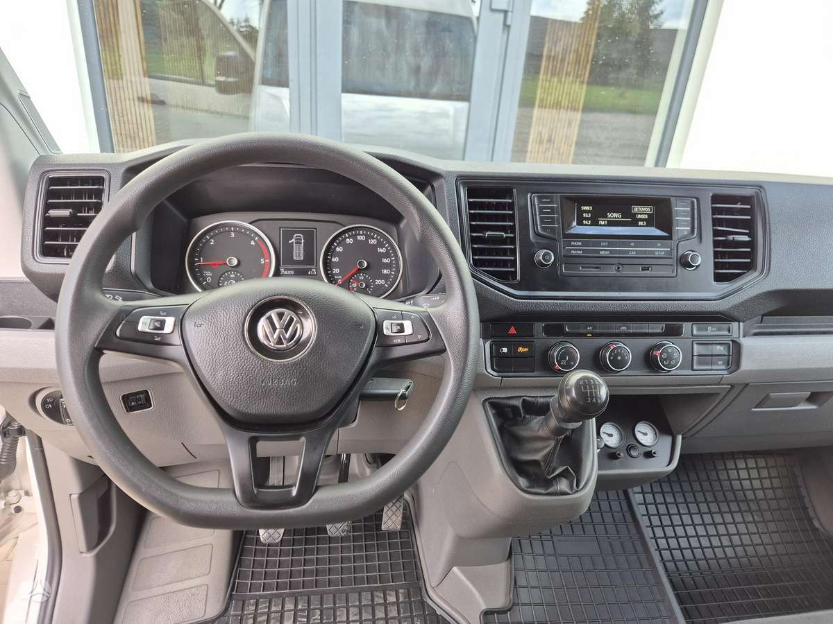 Volkswagen Crafter - 12