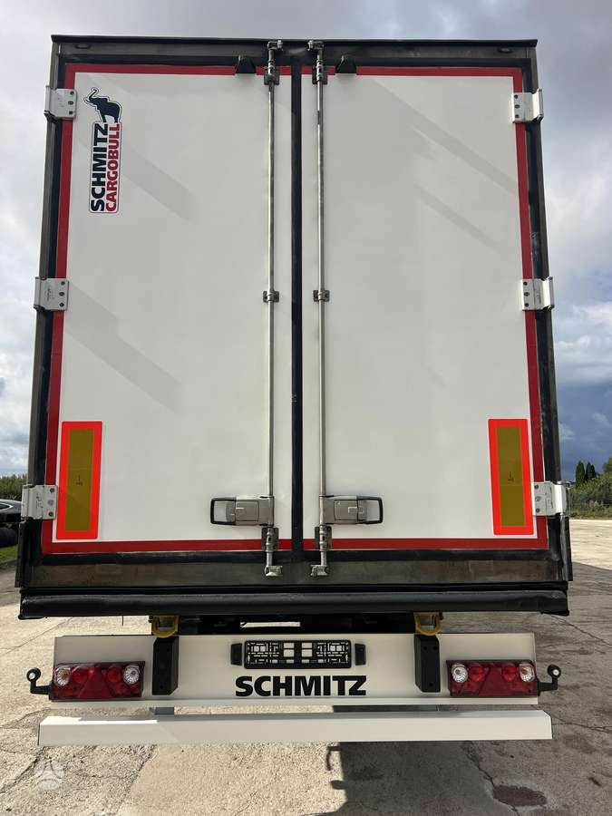 Schmitz SKO 24L FP45, refrižerātori