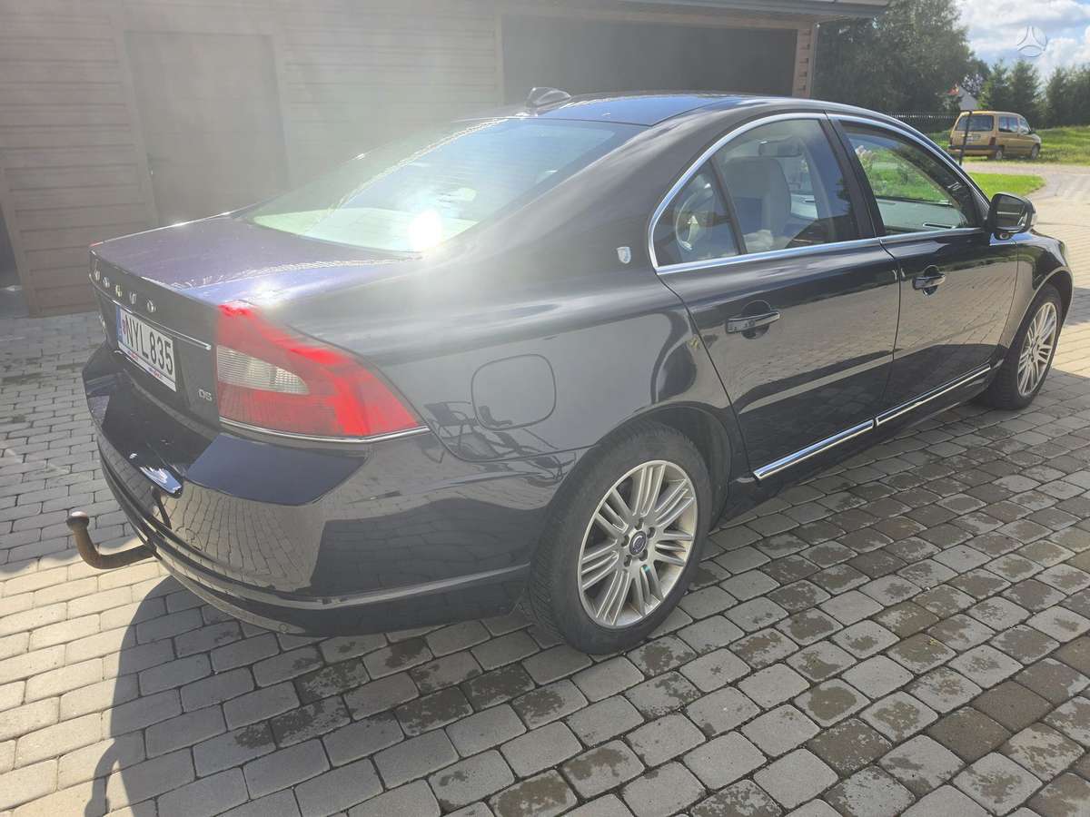 Volvo S80, 2.4 l., Седан
