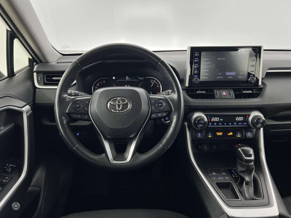 Toyota RAV4 - 9