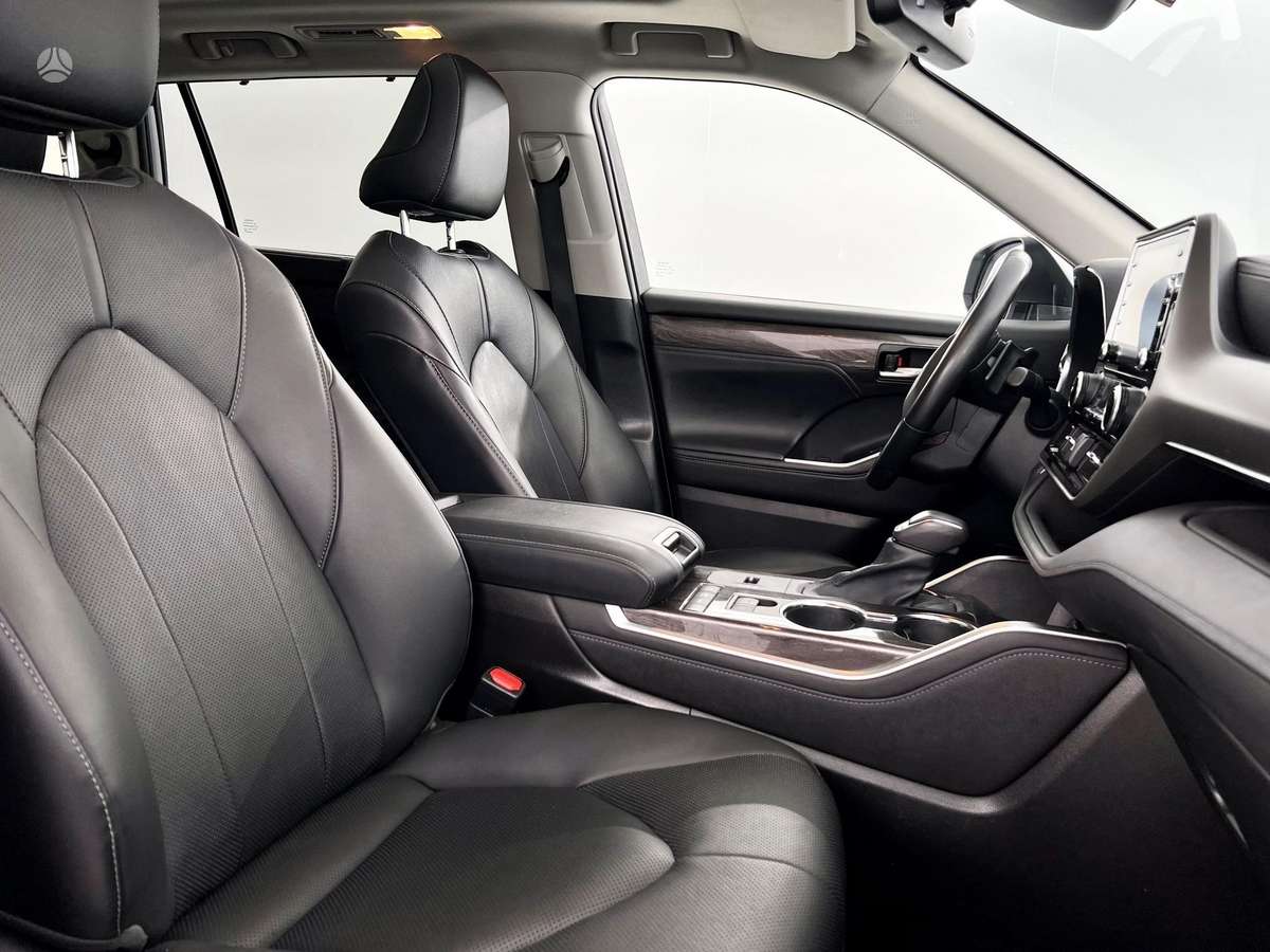 Toyota Highlander - 6