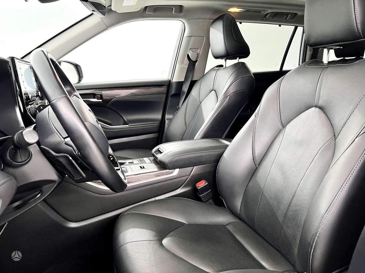 Toyota Highlander - 11