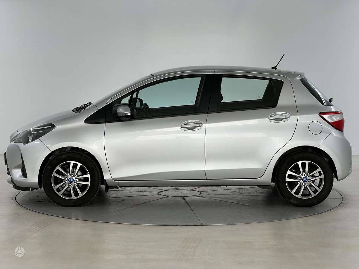 Toyota Yaris - 3
