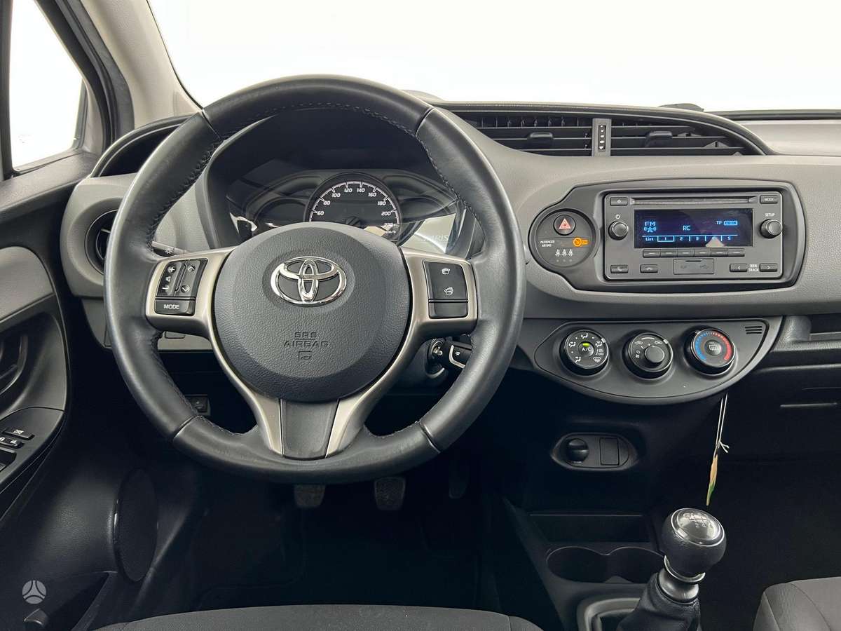 Toyota Yaris - 9
