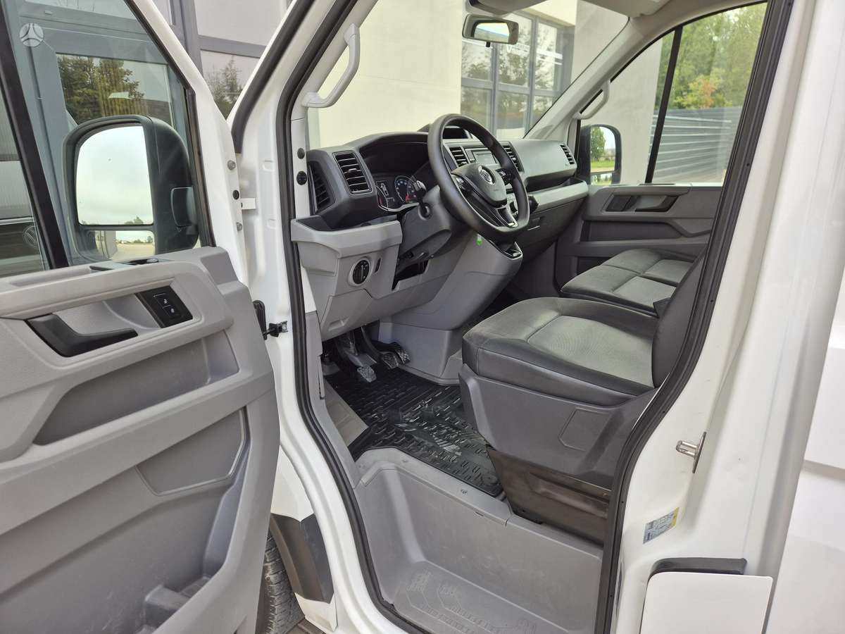 Volkswagen Crafter - 11