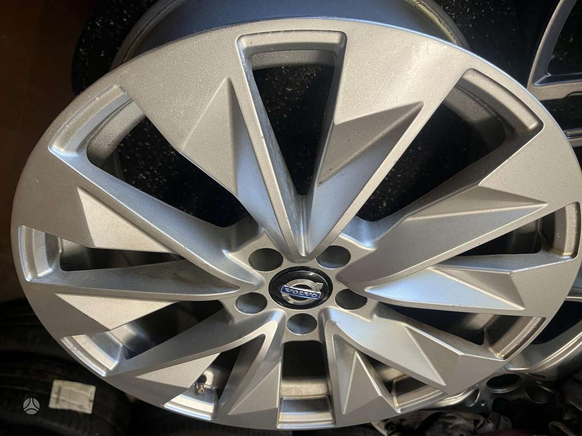 Volvo, light alloy, R19