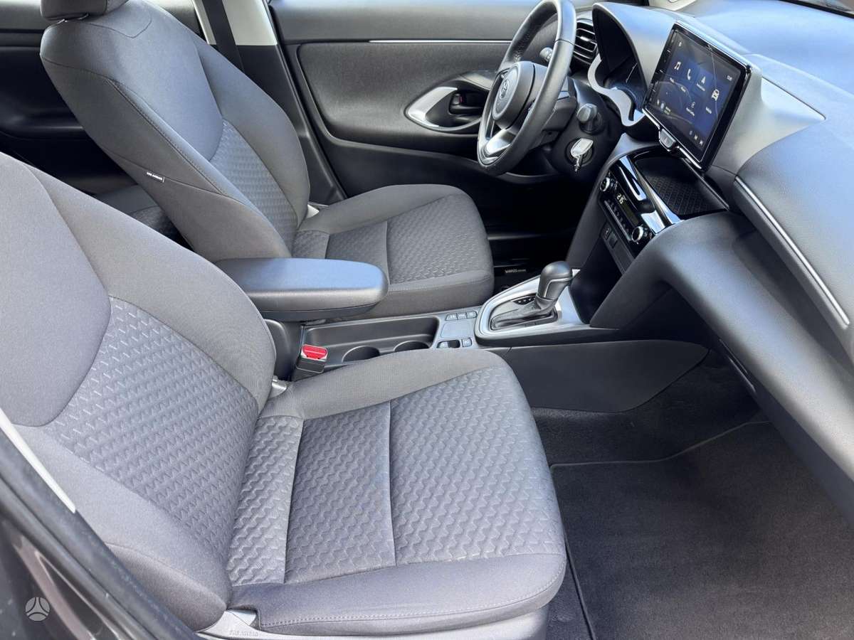 Toyota Yaris Cross - 5