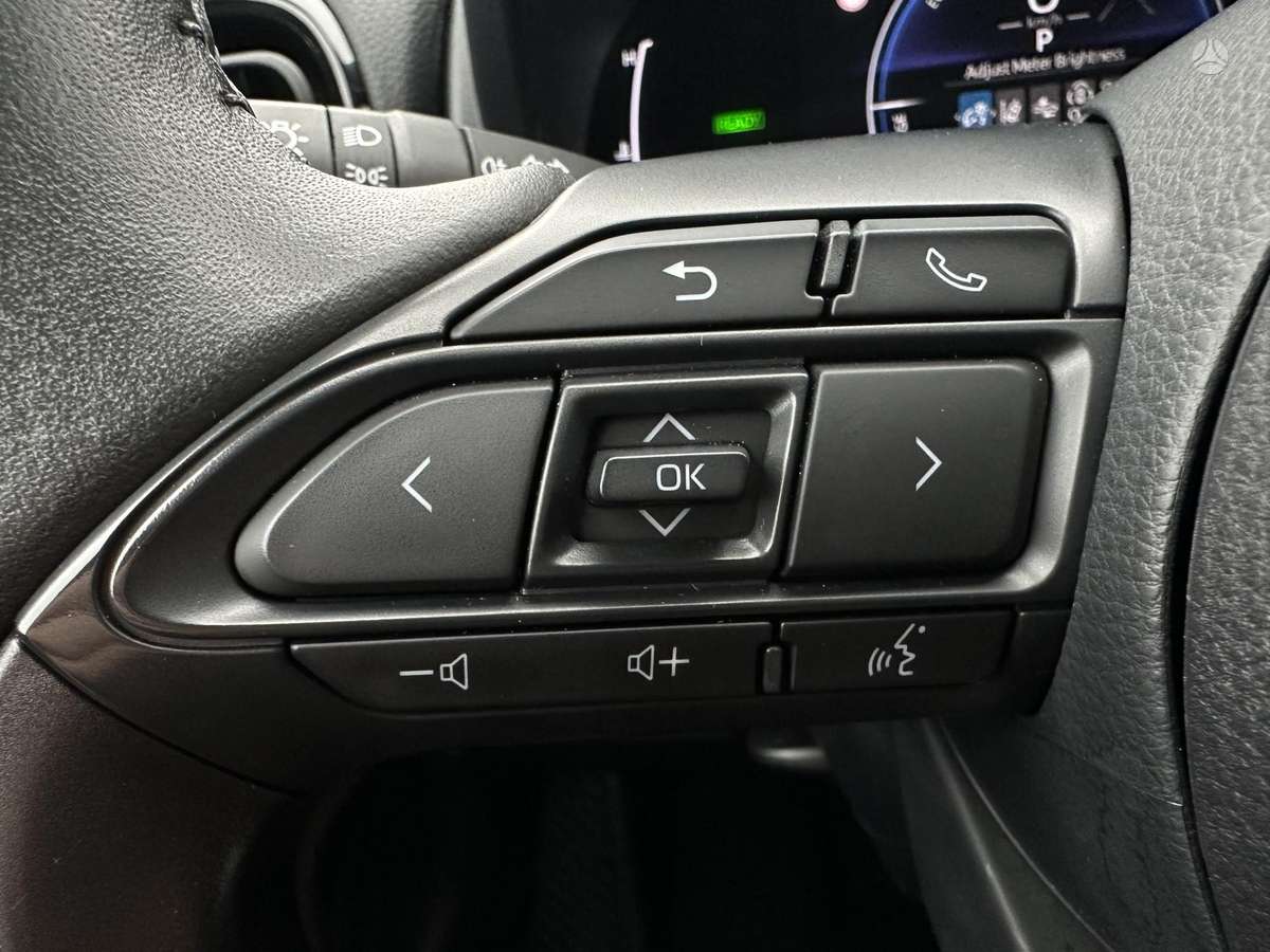 Toyota Yaris Cross - 11
