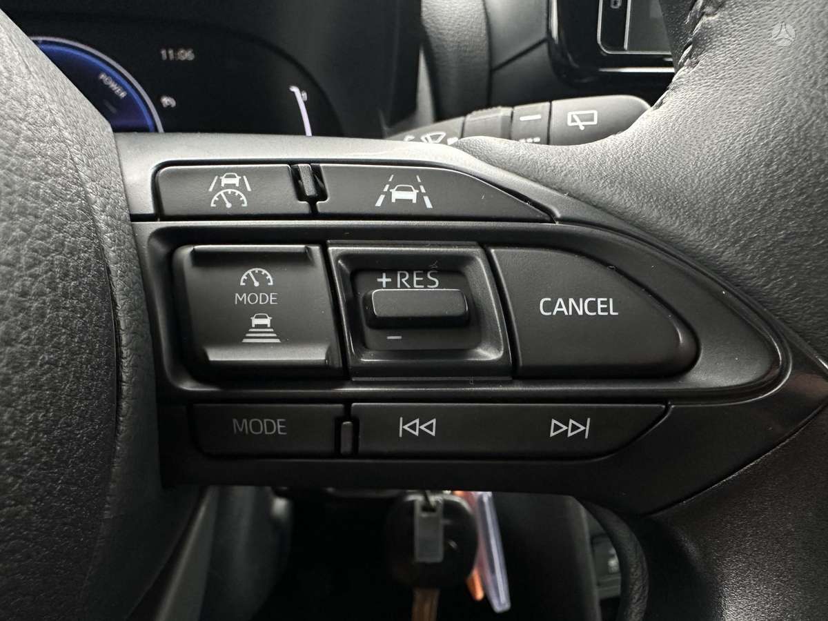Toyota Yaris Cross - 12