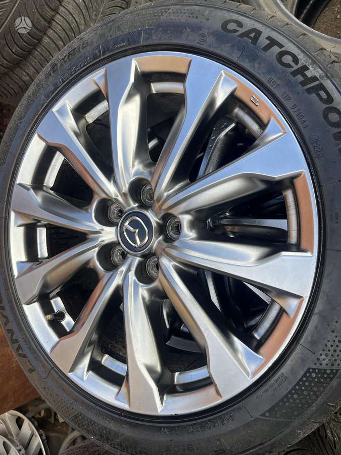 Mazda, lengvojo lydinio, R18
