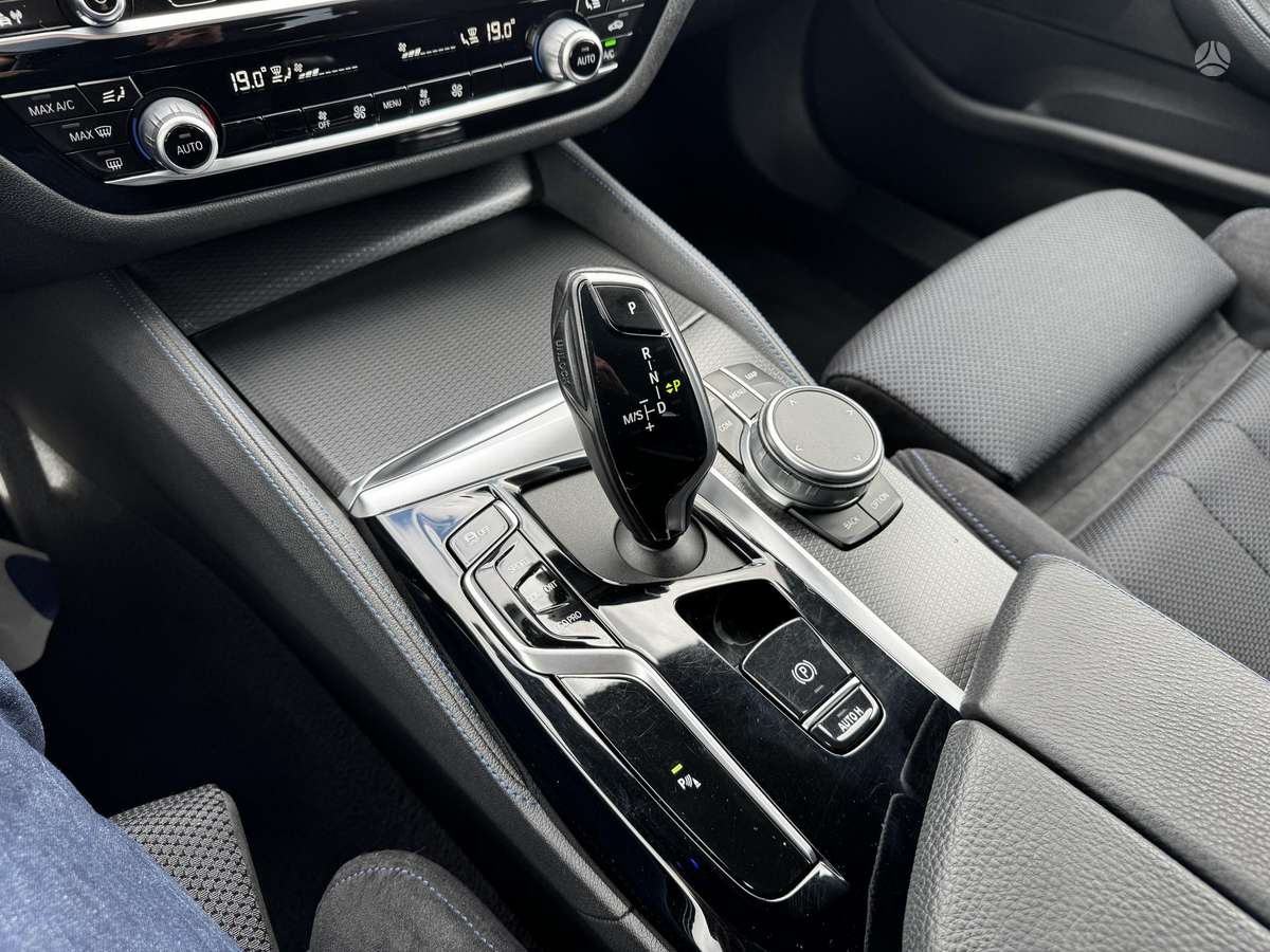 BMW 520, 2.0 l., wagon