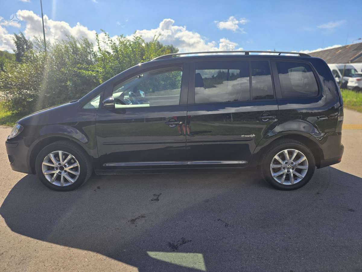 Volkswagen Touran - 2