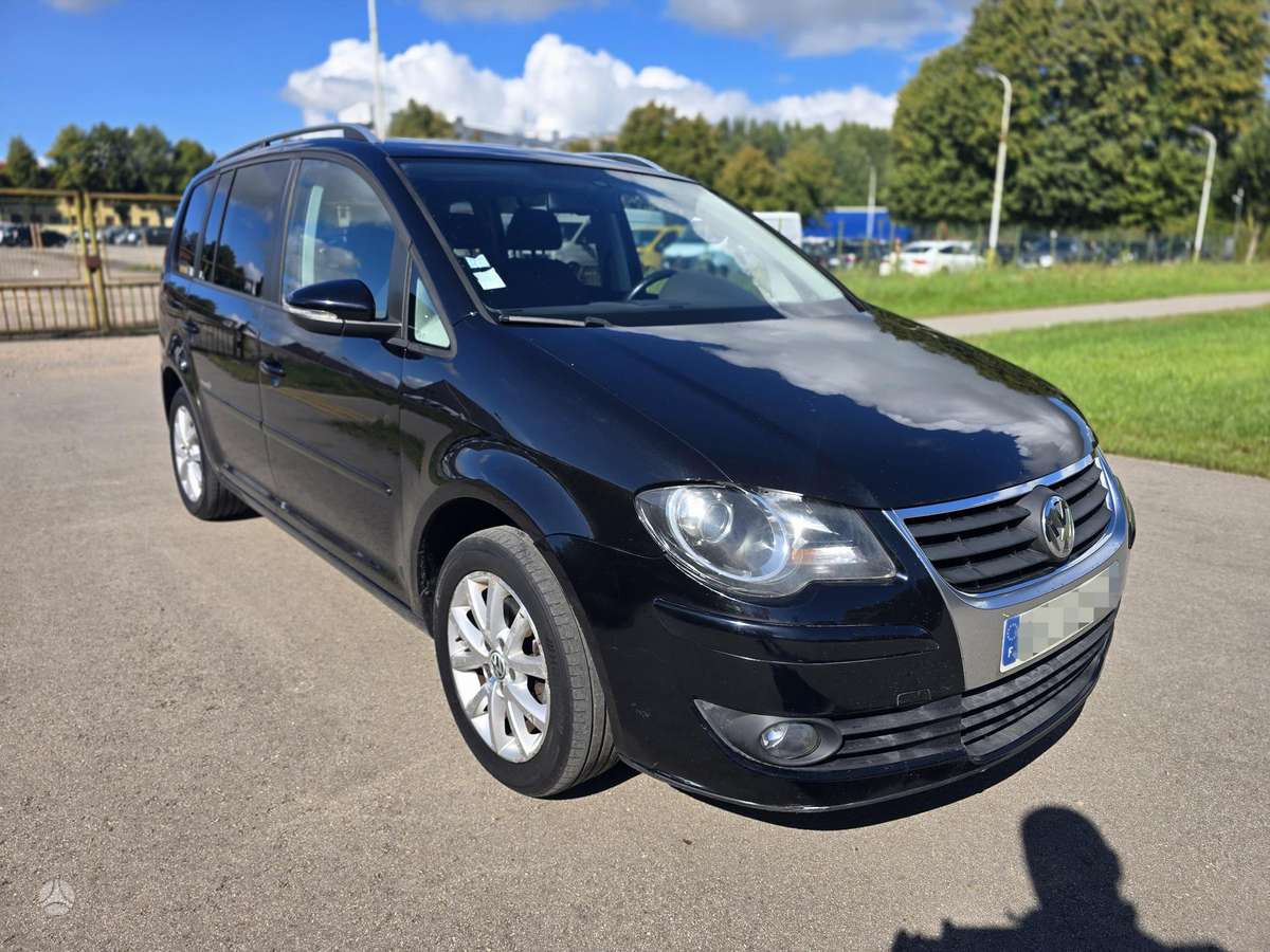 Volkswagen Touran - 6