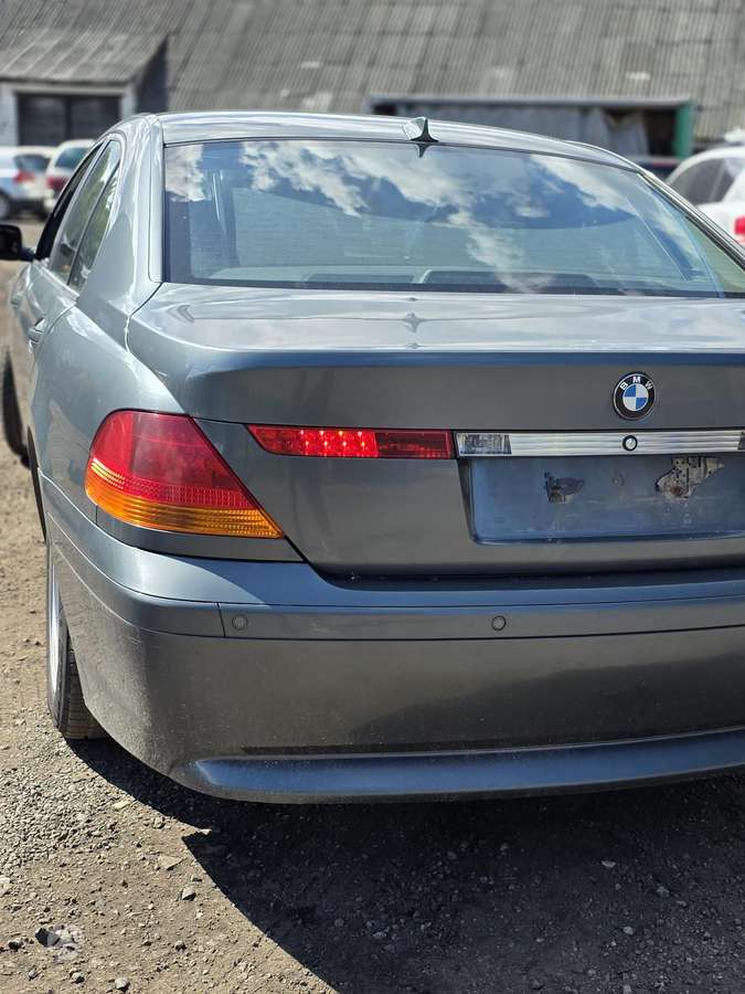 BMW 7 serija for parts