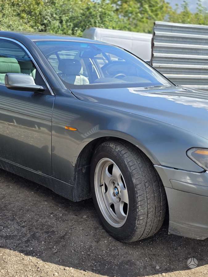 BMW 7 serija for parts