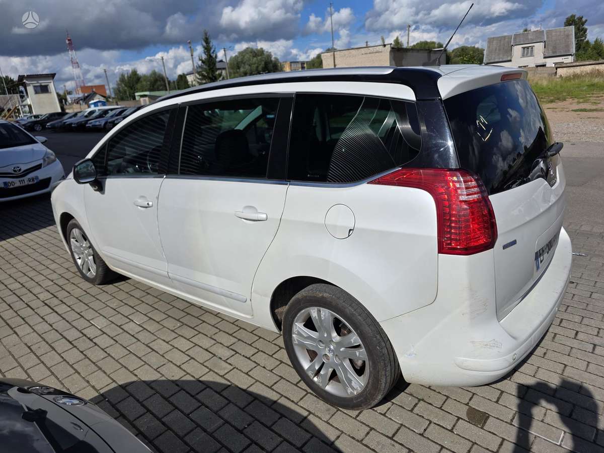 Peugeot 5008 - 2