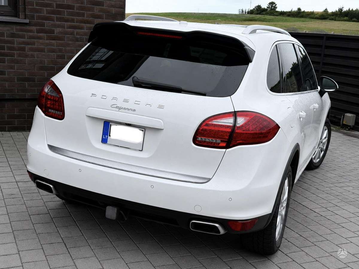 Porsche Cayenne - 3
